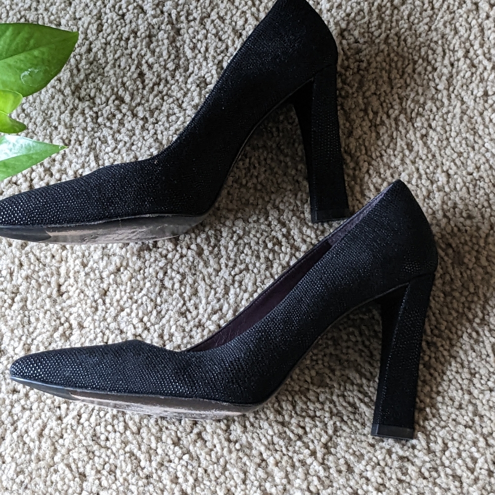 Stuart Weitzman Black Pointed Toe Classic Heels P… - image 6